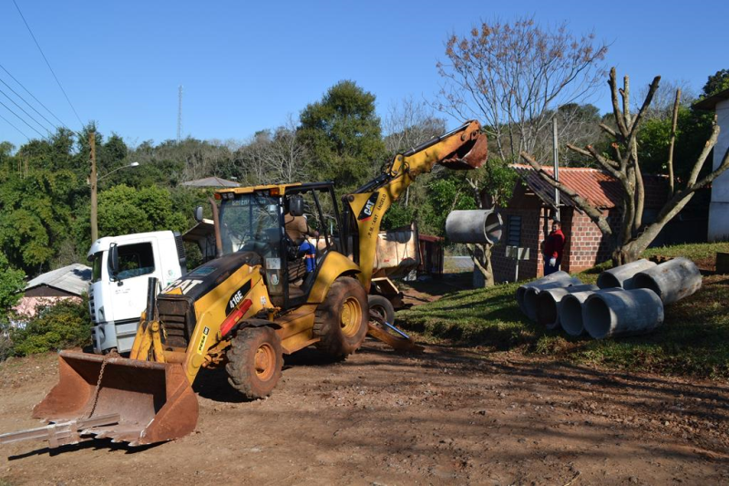Atividades no Bairro Santa Fé mobilizam equipes da Prefeitura 